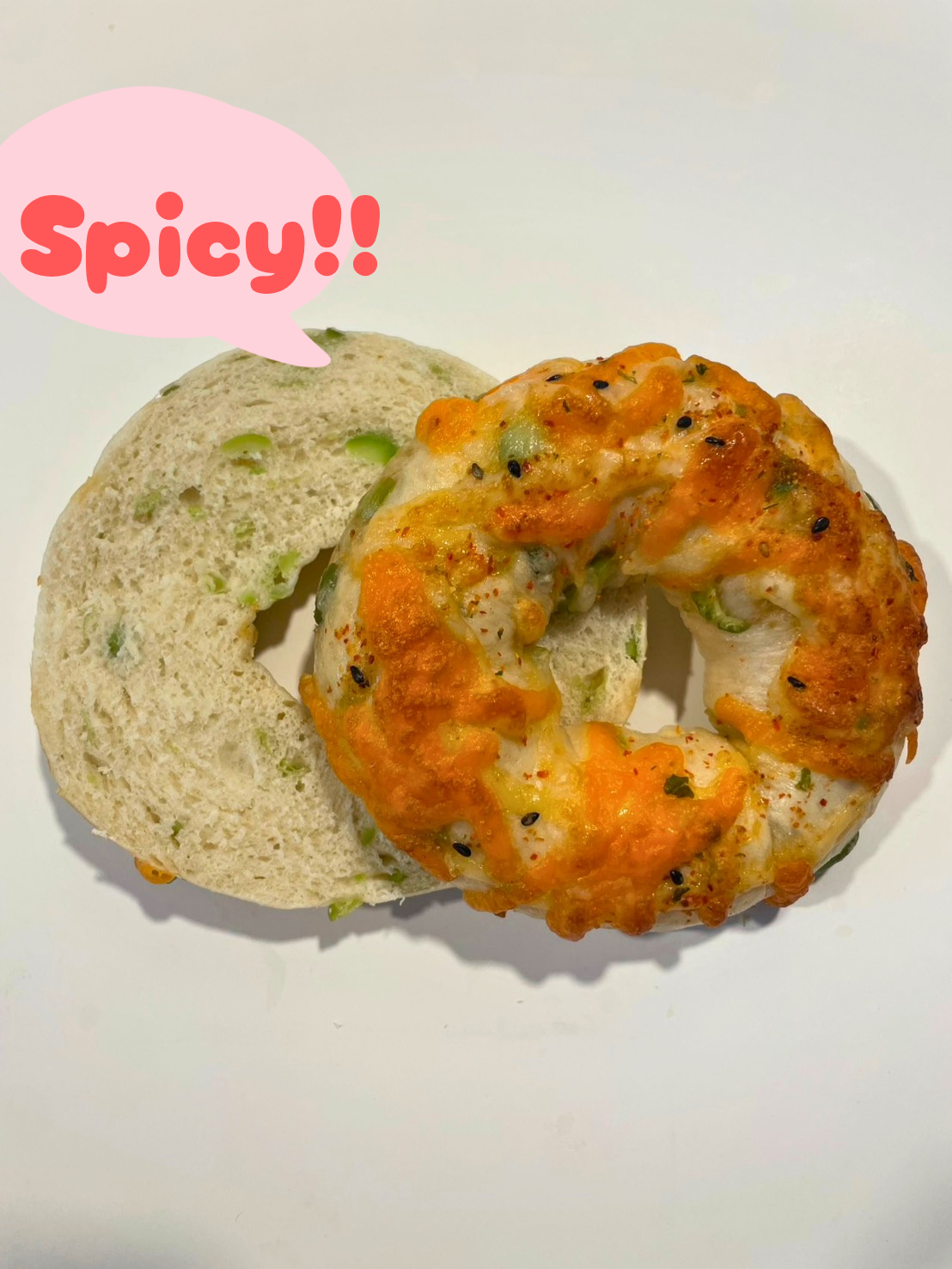 Spicy Edamame&Cheese Bagel